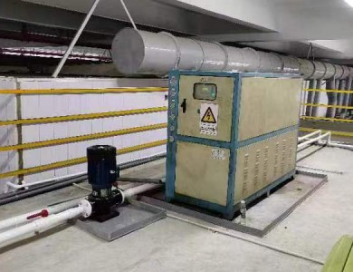 電鍍廠冷水機(jī)冷卻塔移裝工程案例